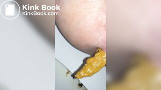 Close up pooping - video 2