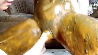 She is a gorgeous scat queen