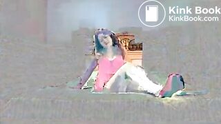 dirty talk n shit on bed