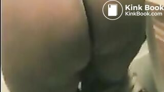 Thick Ebony shitting