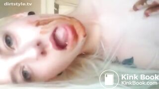 Young blonde swallowing her shit