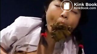 jap chick shits huge turds and vomit at same time