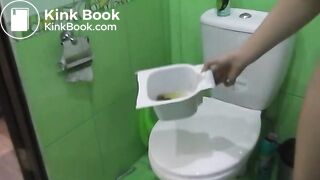 Girl needs to go on the potty