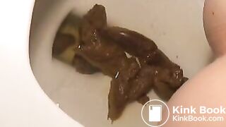 Another toilet poop vid with a nice blonde
