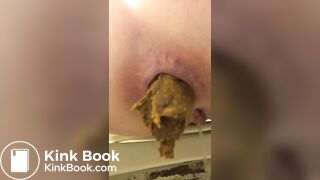 Close Up Poo. - video 2