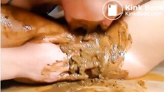 Dirty Barbra scat in pussy