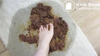 she loves stain your feet