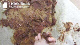 she loves stain your feet