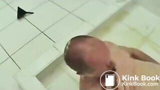 Kinky couple having dirty fun in the bathroom