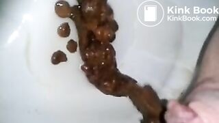 amateur 2 poop 8