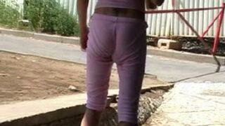 Dany shits pink yoga pants in public