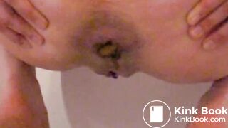 Random Shit 5 - Redhead in the bathroom