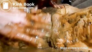 KINKY LESBIAN SHIT PLAY