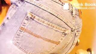Jeans Poop