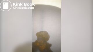 Diarrhée en pyjama aux wc