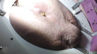 dumping metal baslls