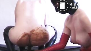 Scat couple in latex fucking