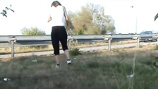 Jogger doesn’t wait to poop