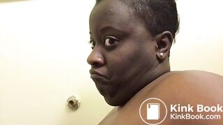 Ebony BBW Shitting 1