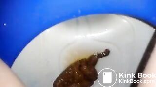 amateur 2 poop 11