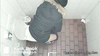 Pooping Voyeur Sexy Brown Hair Girl