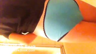 GIRL POOPS AND PEES HER PANTIES IN HER BATHROOM 1/4