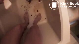 Hot shower with mineral excrement