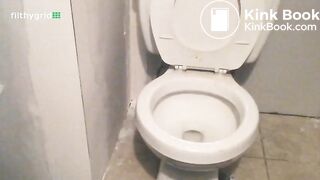 Foxy monster between my legs