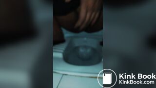 indian girl Shitting