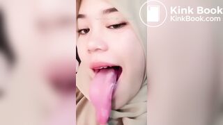 Girl's sexy long tongue 2