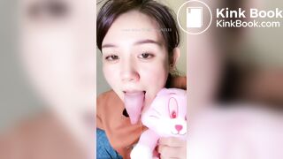 Girl's sexy long tongue 3