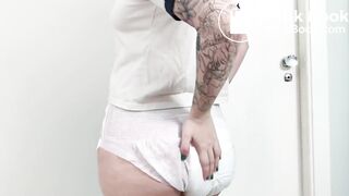 Pickles - Pull-up leaks under jeans