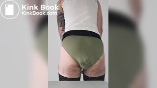 Je fait caca dans ma culotte verte