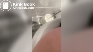 diarrhea in cup - video 2