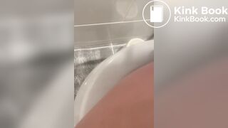 diarrhea in cup - video 2