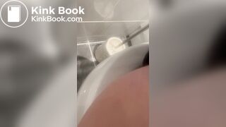 diarrhea in cup - video 2