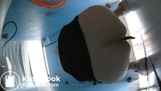 Toilet Peeping457