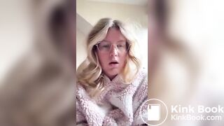 Girl Pooping - video 114