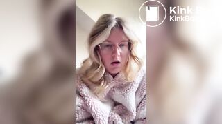Girl Pooping - video 114