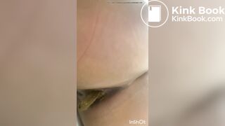 Girl Shitting On Toilet - Video 5