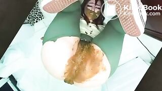 Extreme girl pooping a lot
