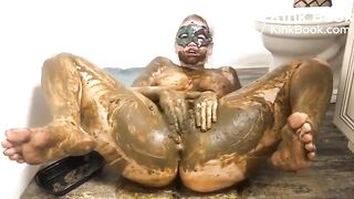 lovely lady smears poop all over