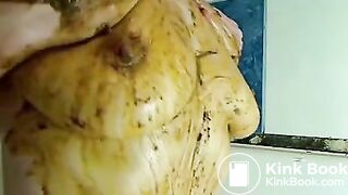 Teen scat girl - video 4