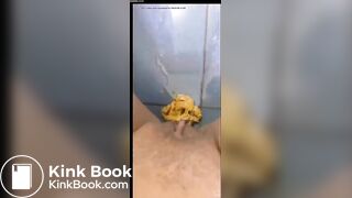 Latina shits in the mirror