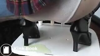 Pantypoop on a chair