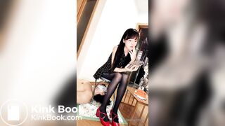Chinese FemdomScat