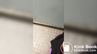 Girl pooping - video 806