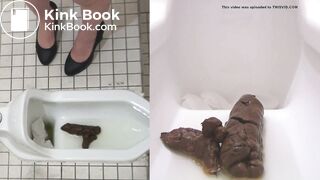 Japanese girl shitting a big, thick turd in toilete