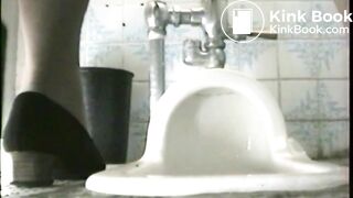 japanese woman pooping 7