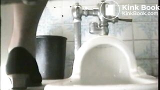 japanese woman pooping 7